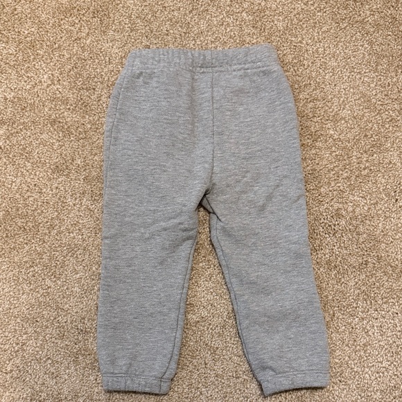 The Beaufort Bonnet Company Gray Gates Sweeney Sweatpants - Picture 2 of 2